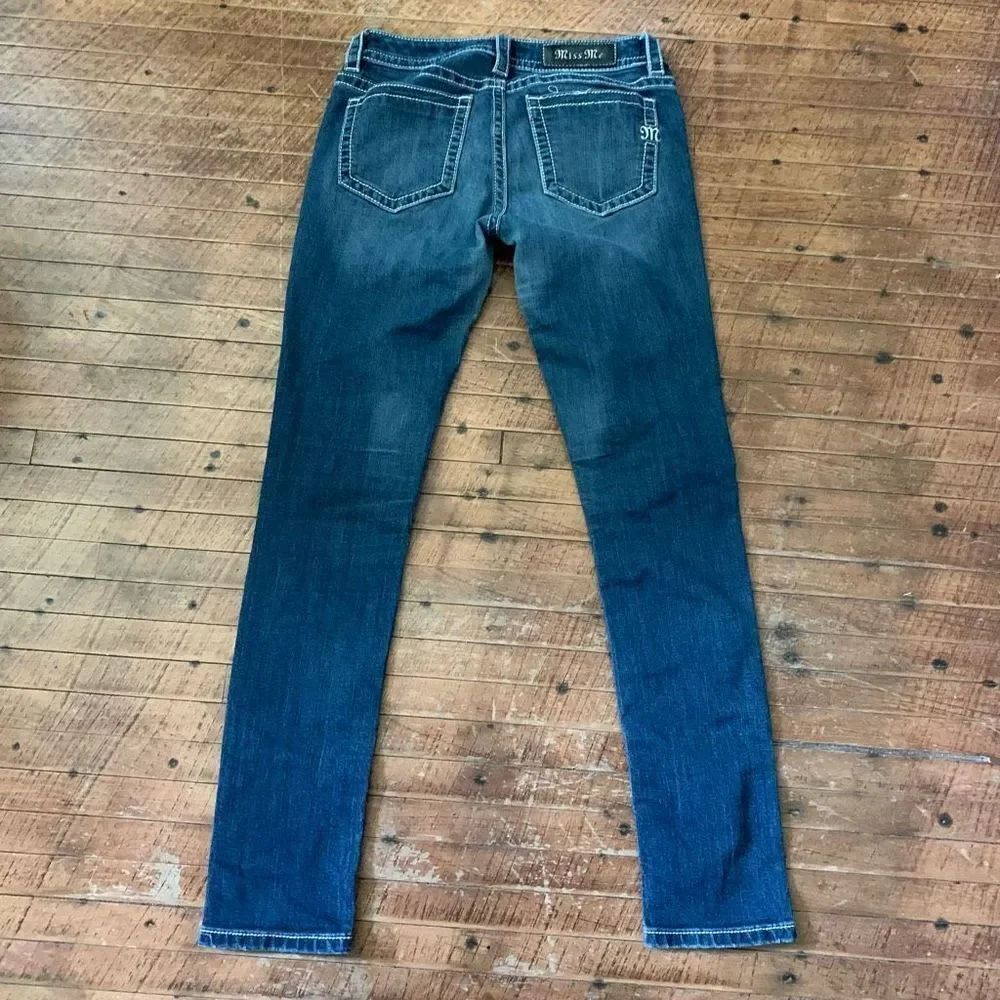 Miss Me western embroidered 28 festival cowboycore skinny jeans